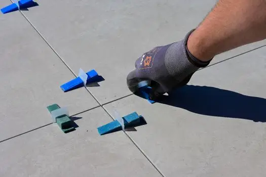 Aménagement extérieur résidentiel en béton - Projets GB